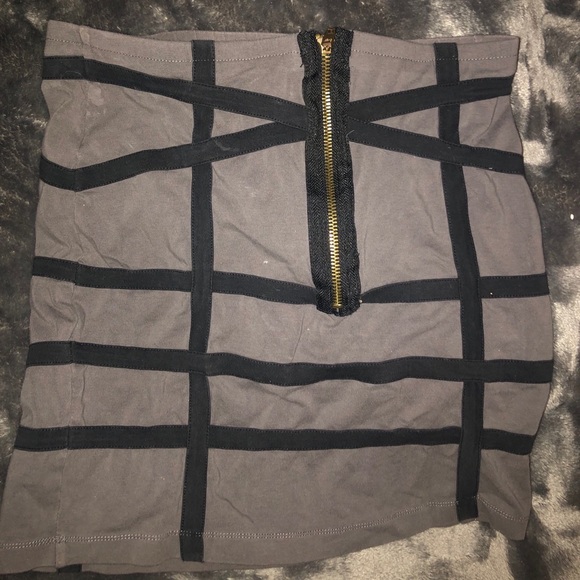 Forever21 Grey Bandage Mini Skirt - Picture 2 of 2